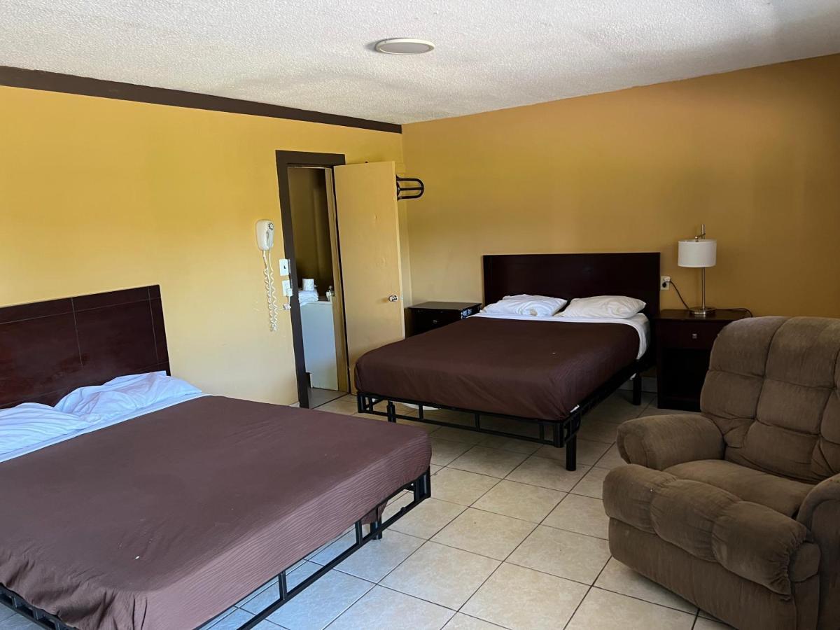 Budget Inn Decatur Priceville エクステリア 写真